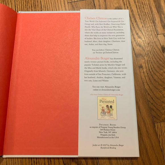 NWT Book: She Persisted Written by Chelsea Clinton - Picture 4 of 4